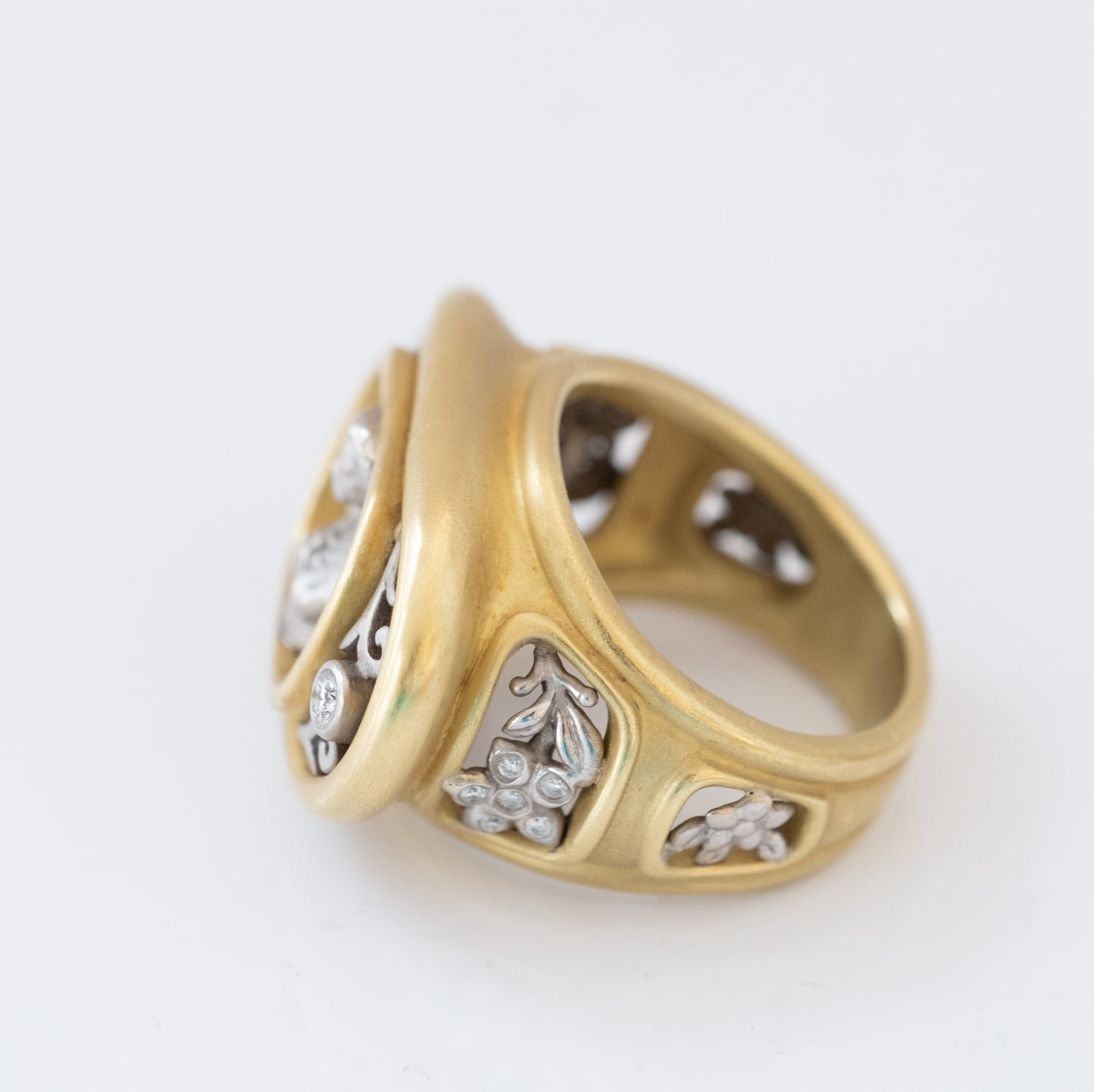 Kieselstein Cord 18K Angel Statement Ring with Diamonds - Premium Ring from All The Best Vintage - Just $5550! Shop now at All The Best Vintage