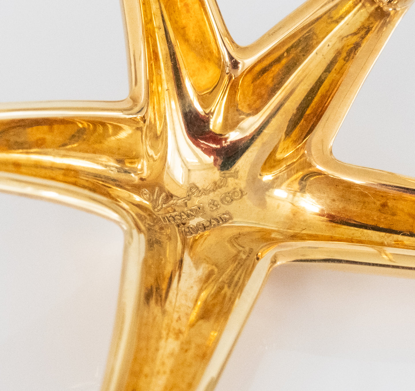 Elsa Peretti for Tiffany & Co large 18K Yellow Gold Starfish Pin - Premium Brooch from All The Best Vintage - Just $4200! Shop now at All The Best Vintage