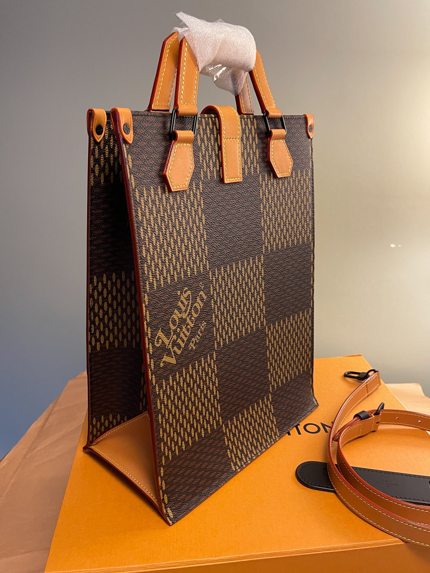 Nigo Vuitton - 27 For Sale on 1stDibs  nigo bag, lv nigo tote, lv nigo  messenger bag
